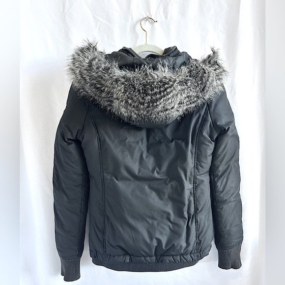 Juicy Couture Black Quilted Puffer Jacket with fur hood - Picture 3 of 6